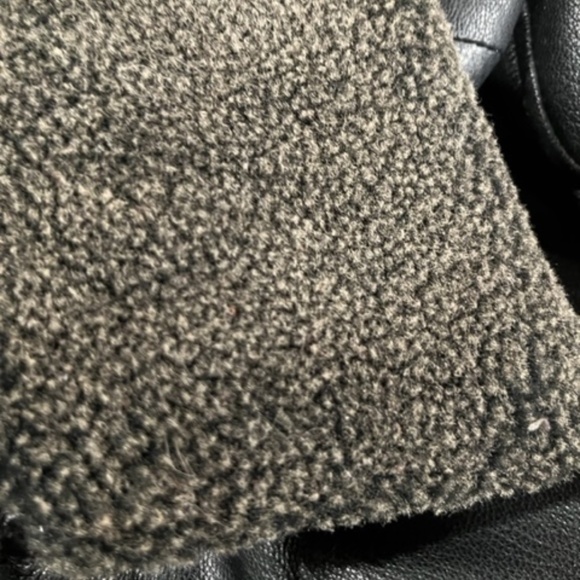 Classic Leather Jacket with lambs wool collar (NEW) - Picture 3 of 5